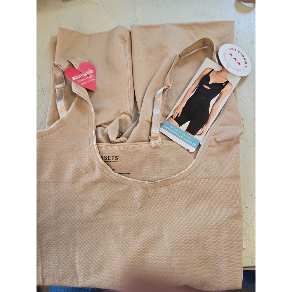 Spanx Assets Shaper Nude Bodysuit  NWT Sz S